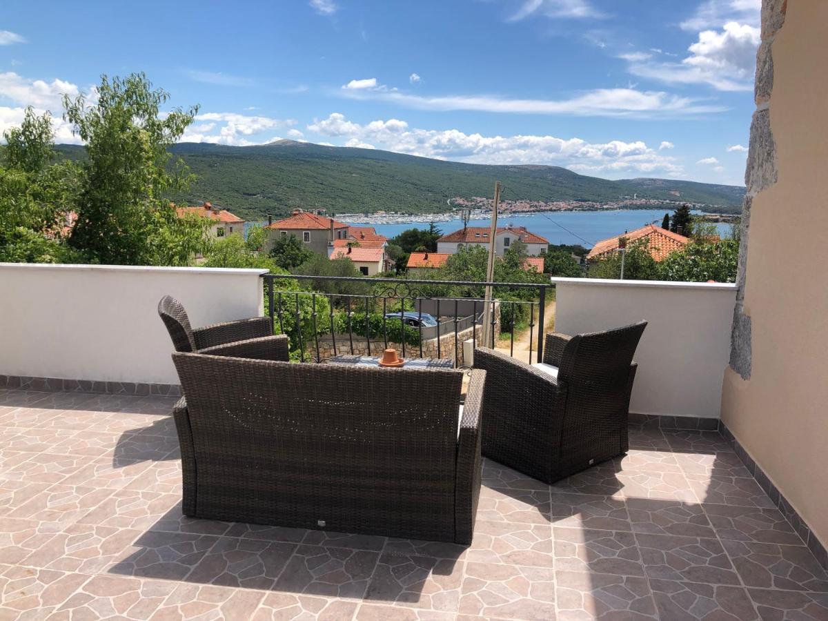 Apartment Marina Kornic Luaran gambar