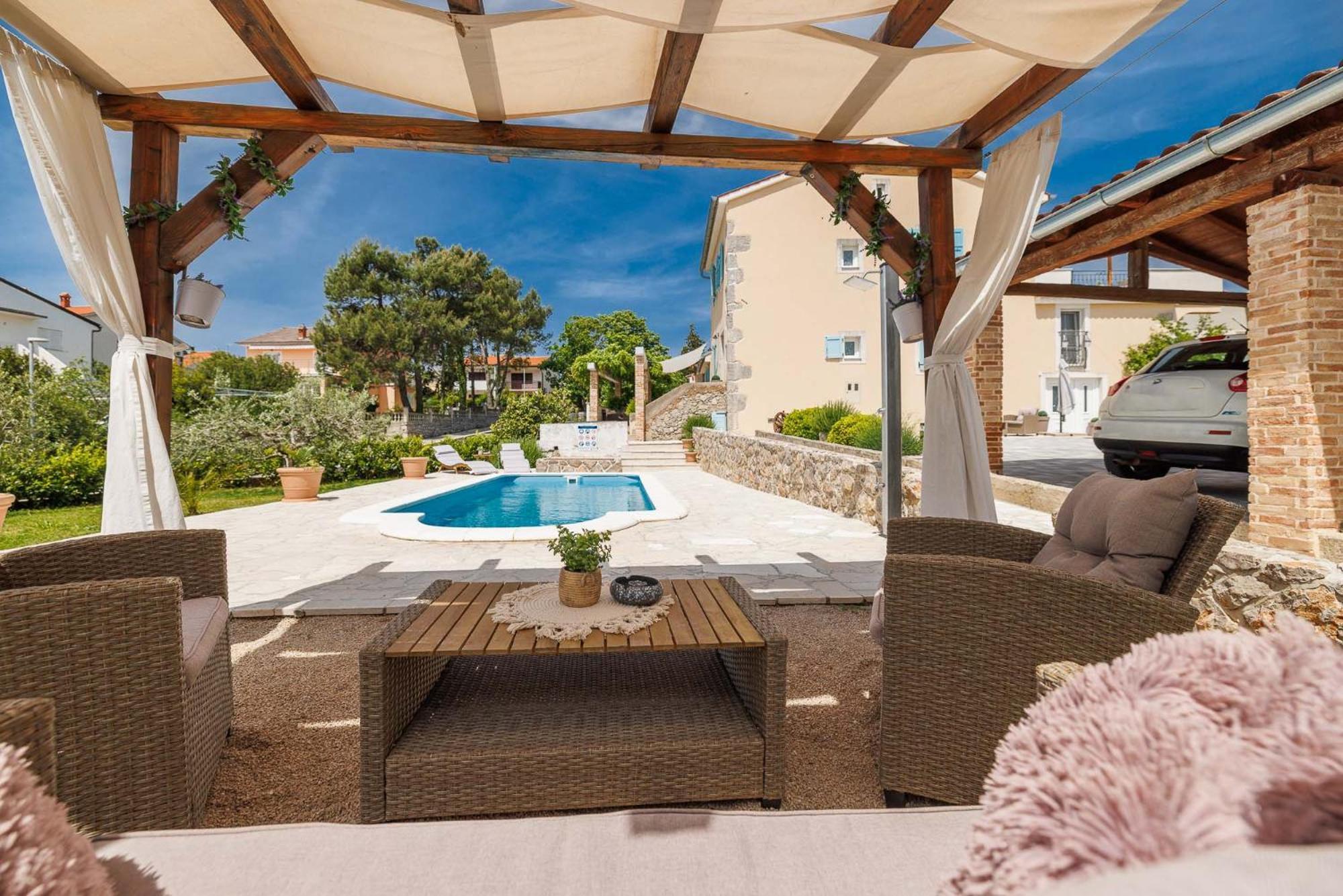 Apartment Marina Kornic Luaran gambar